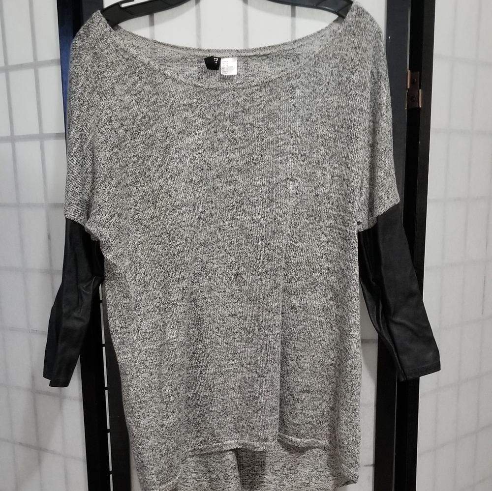 H&M Sweater